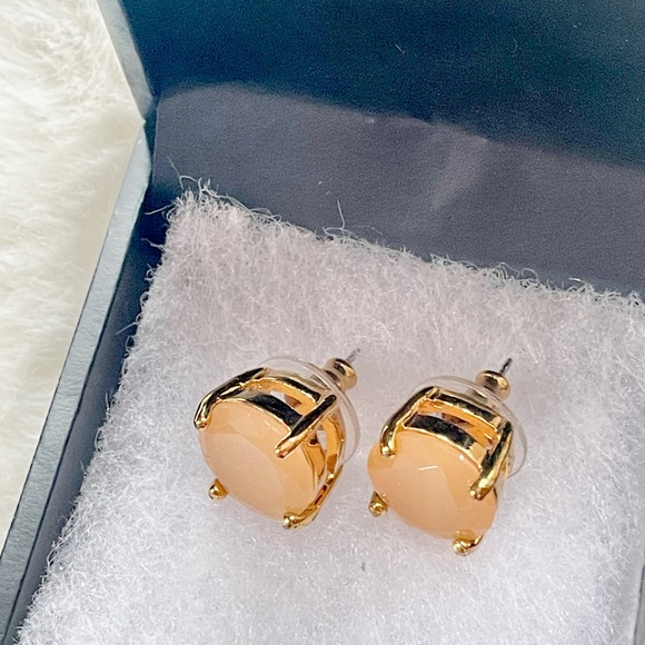 New no tag 10 MM Yellow Cat's Eye GEMSTONE  Women's Prong Earrings. GORGEOUS! - Picture 2 of 4